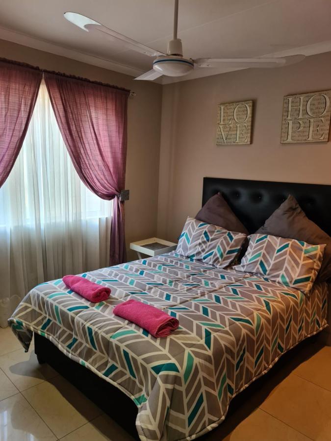 Durban Beach Getaway - Summersands, Inverter For Load Shedding, Free Wifi & Free Parking Extérieur photo